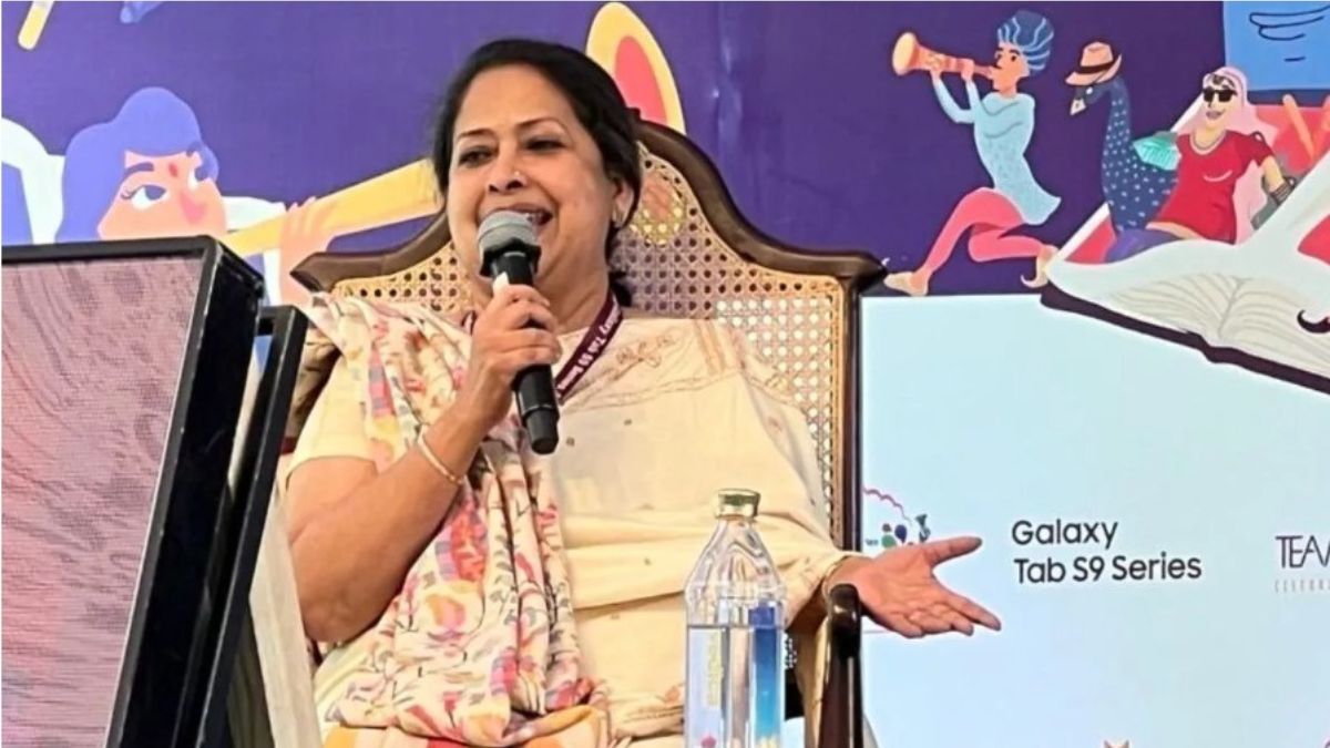 my-papa-earned-every-position-congress-should-look-beyond-nehru-gandhi-family-pranab-mukherjees-daughter-sharmistha